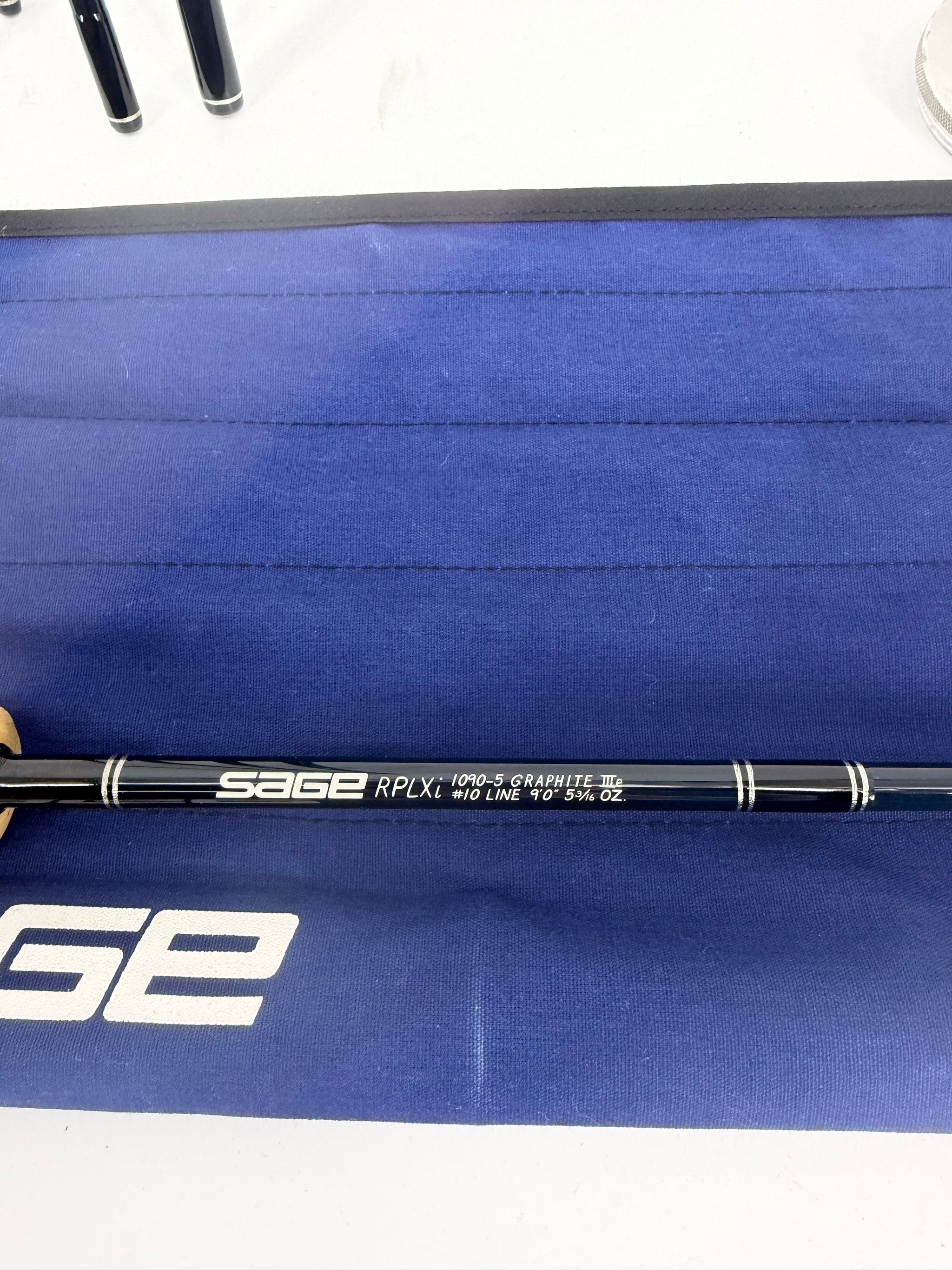 Sage Graphite III RPLXi1090-5 Fly Rod – 9' 10wt (Used)