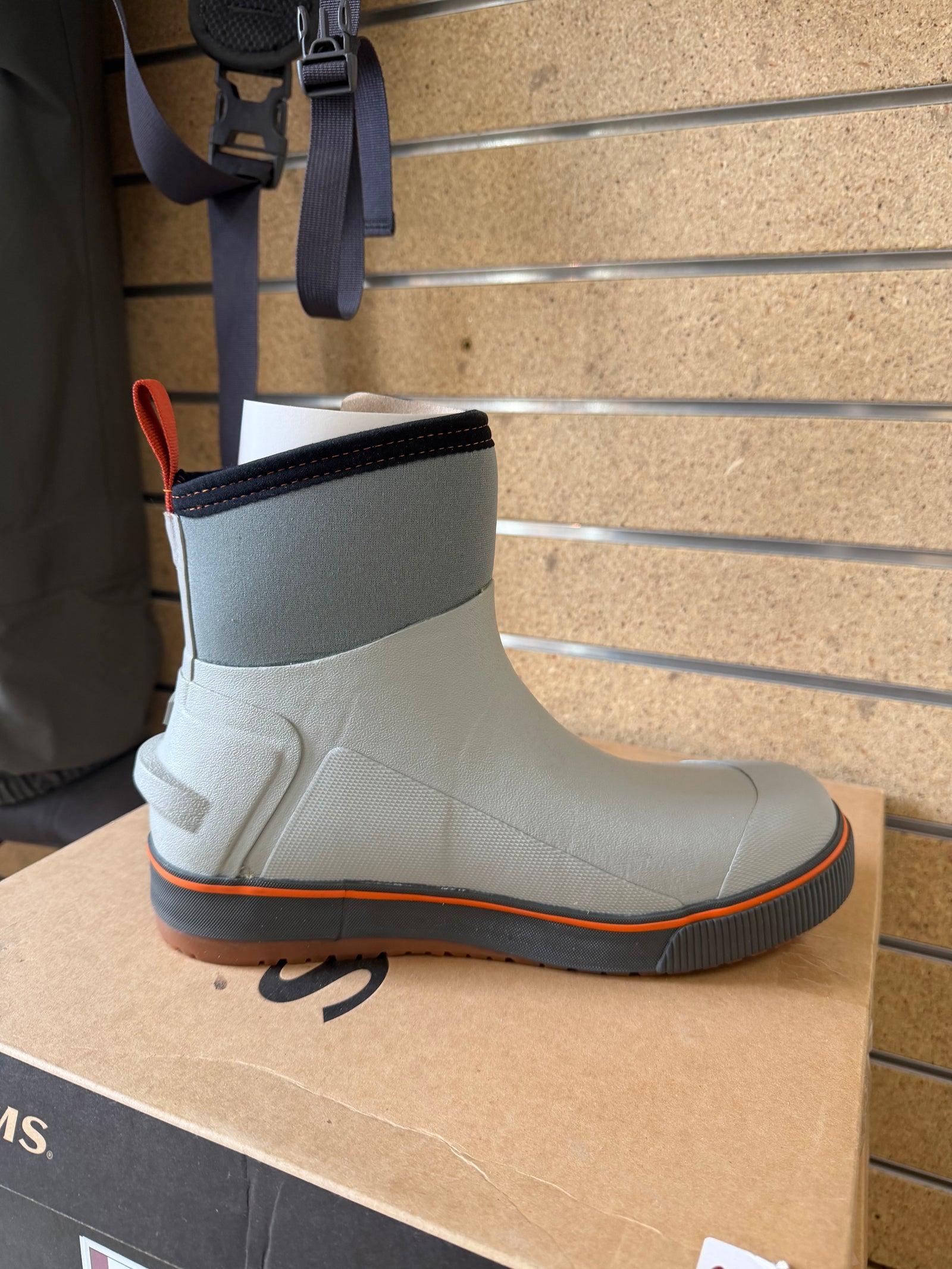 Simms Challenger 7" Deck Boots