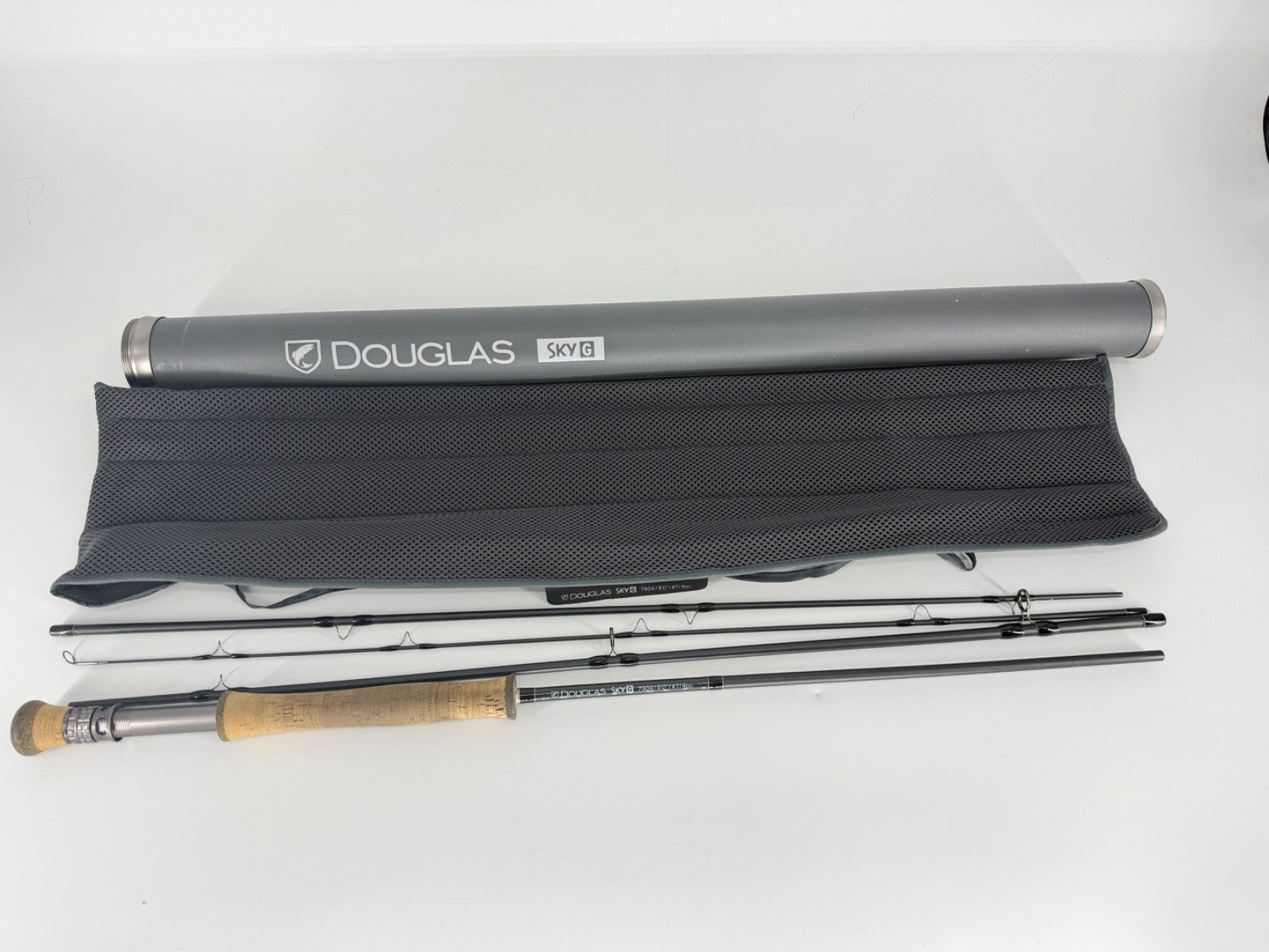 Douglas SKY G Fly Rod 9' 7wt 4pc w/ Tube & Sock – Premium Fast Action Rod