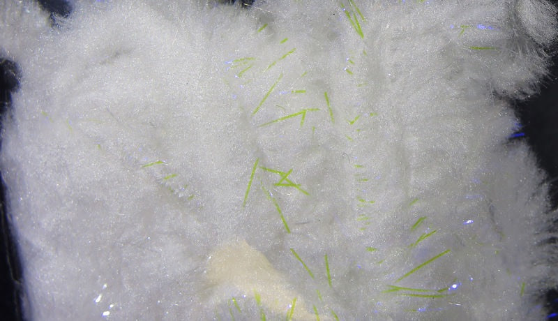 UV2 Roe Yarn